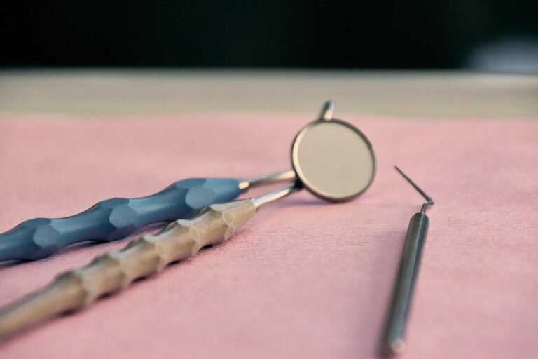 How do ergonomic instruments reduce muscle strain and fatigue for dentists?