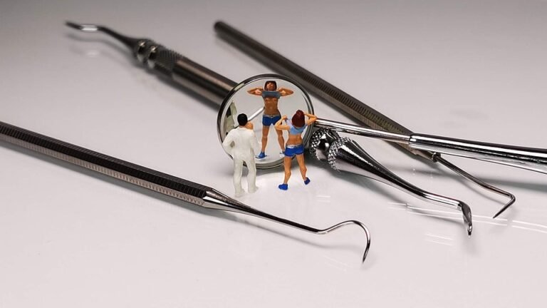 What tools can dentists use to manage their social media presence