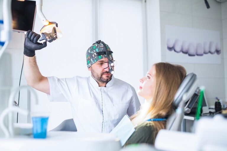How do I write a strong personal statement for dental school