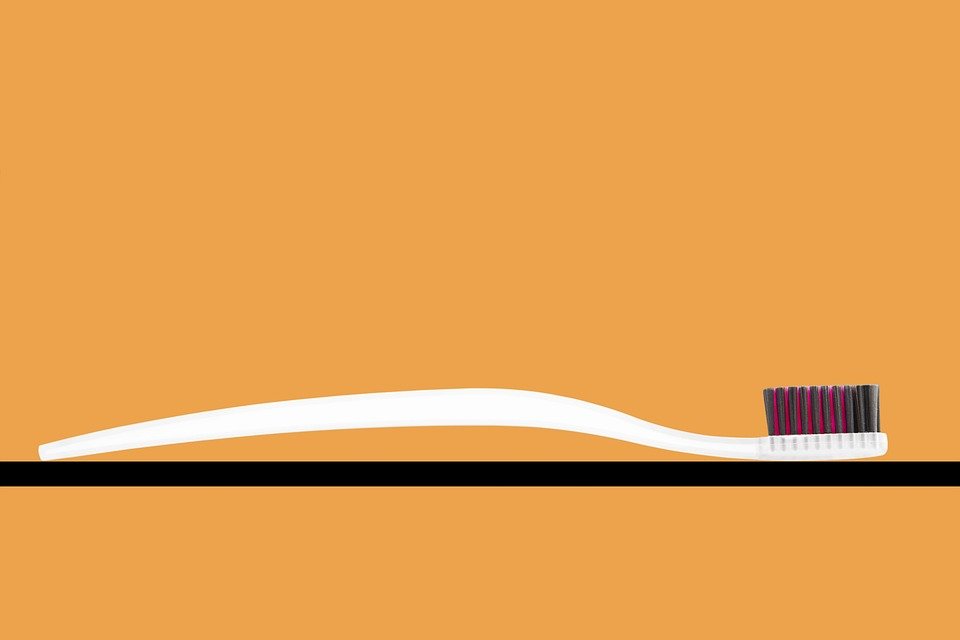 What are toothpaste tablets and are they a good alternative