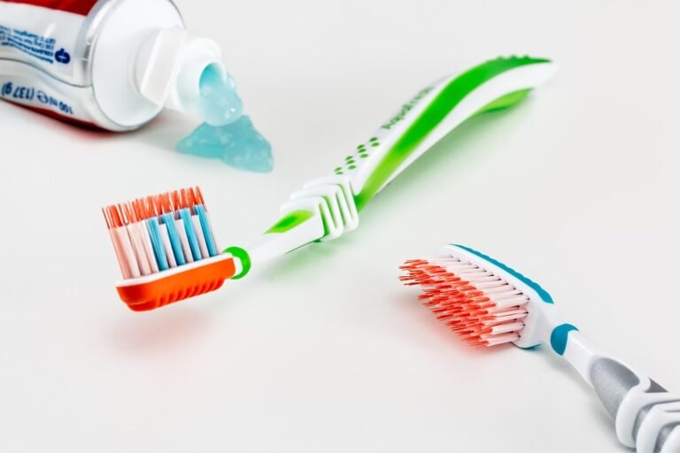 What are the benefits of online dental education?